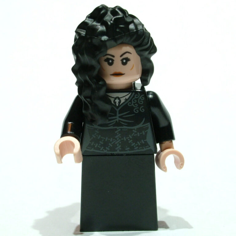 Minifigurine LEGO Bellatrix Lestrange, robe noire — référence fig-008941