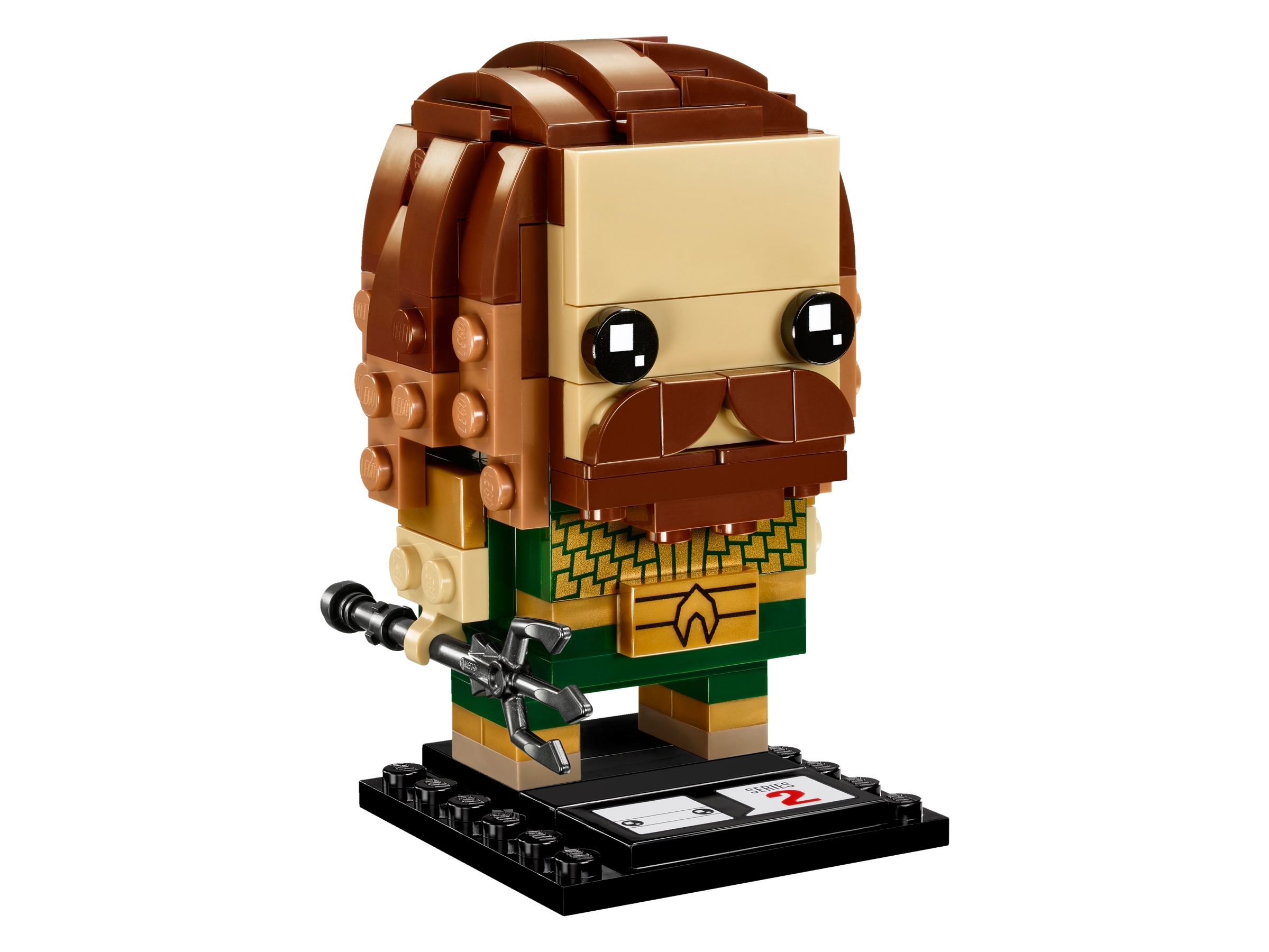 LEGO BrickHeadz 41600 Aquaman : chevelure brune à deux tons, moustache et barbe construites, armure verte à motifs dorés, boucle dorée et trident métallique, sur un socle de série 2.