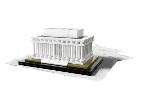 LEGO Lincoln Memorial Architecture 21022, bâtiment blanc entouré de fines colonnes, toit rectangulaire à trois motifs transparents, bordure olive et plaque noire.