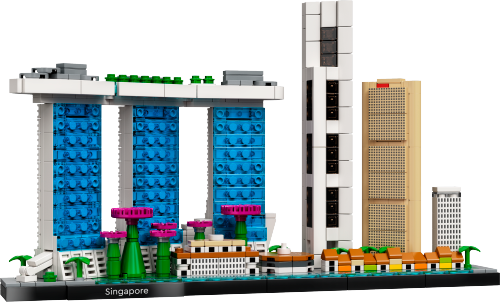 Visuel officiel du LEGO Singapour 21057 : trois tours blanches à vitrages bleus reliées par leur terrasse, tours blanche et beige à droite, six Supertrees magenta et petits bâtiments sur un socle noir marqué Singapore.