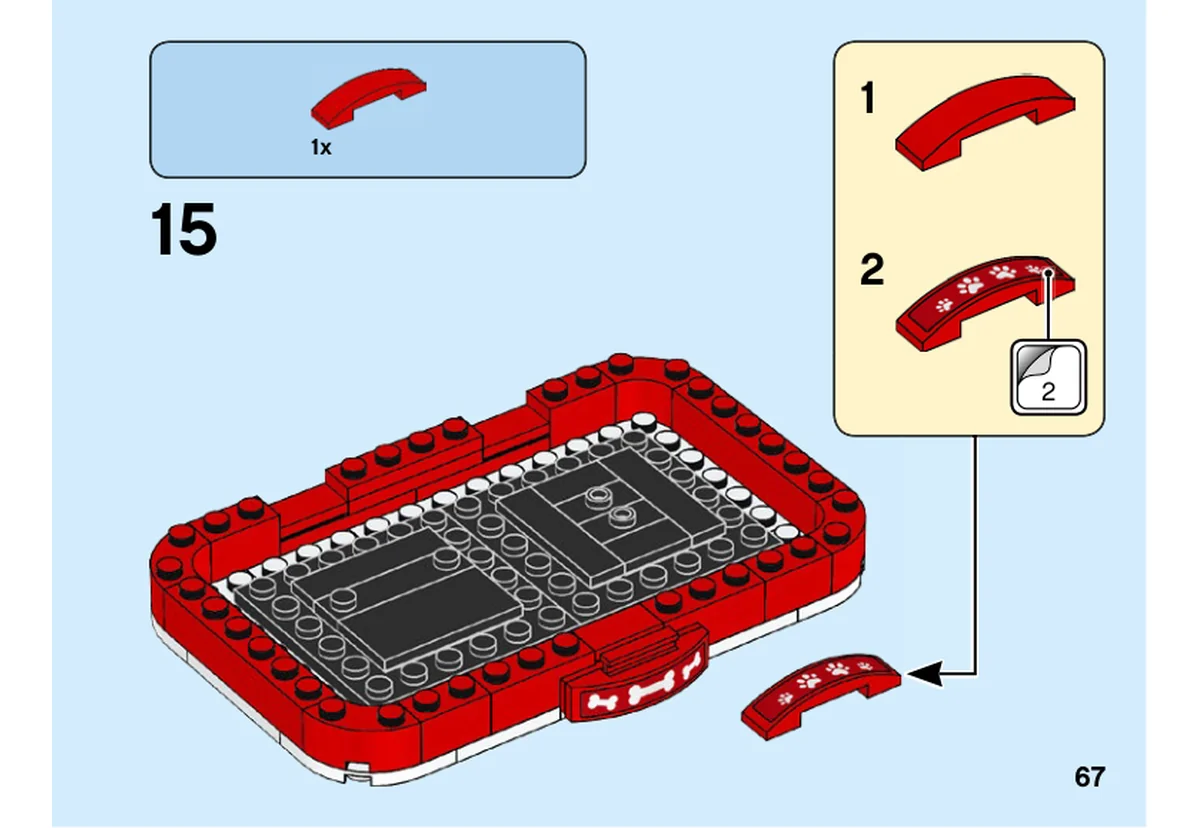 Notice LEGO 40440, livret 6351683, page 67, étape 15 : L’autocollant numéro 2 se pose sur une pièce courbe rouge avant fixation sur le devant.