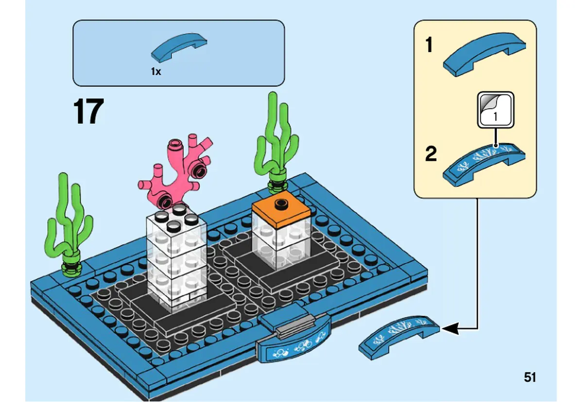 Notice LEGO 40442, livret 6357923, page 51, étape 17 : L’autocollant numéro 1 se pose sur la pièce courbe bleue avant fixation au devant du support.