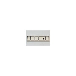 Tuile blanche 1 × 4 avec le décor noir de la ceinture de Stormtrooper, référence BrickLink 2431pb0489.